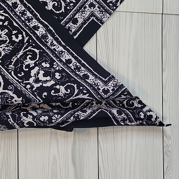 VENUS Black and Navy  Ornate Midi Skirt Womens Size L - Picture 3 of 7